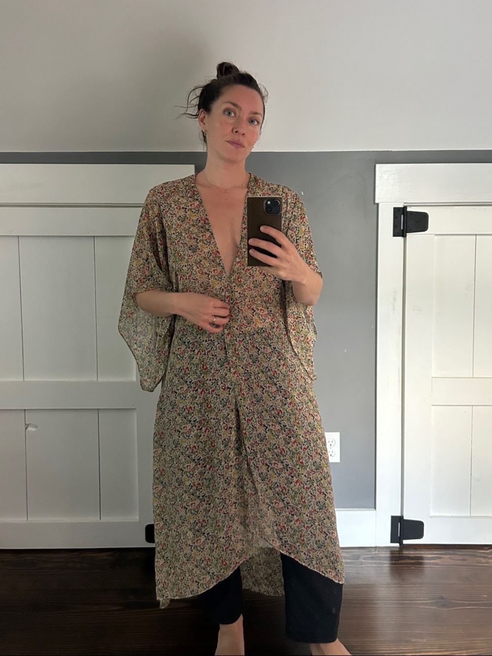 Pinkyotto Neutral Floral Kimono Robe in Beige and Pink